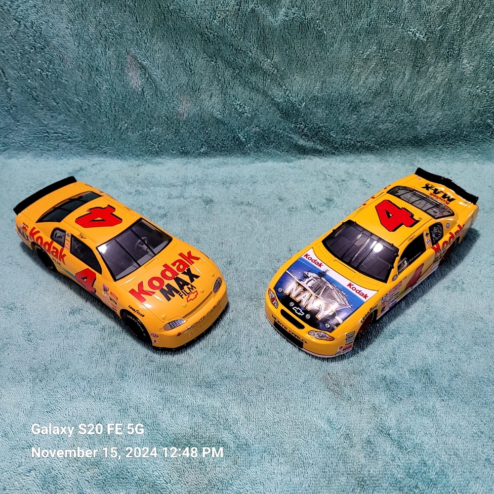 NASCAR RACING CARS - Picture 1 of 1